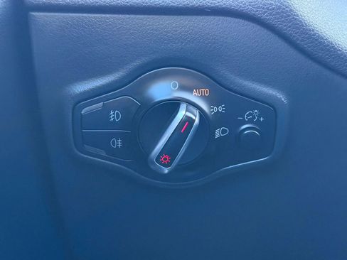 Used 2016 Audi Q5 2.0T Premium Plus w/ Technology Package image 40