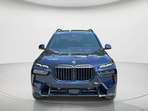 Certified 2026 BMW X7 xDrive40i w/ Executive Package AWD/4WD image 2