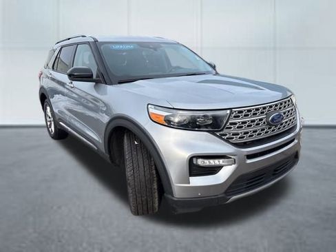 Used 2023 Ford Explorer Limited image 4