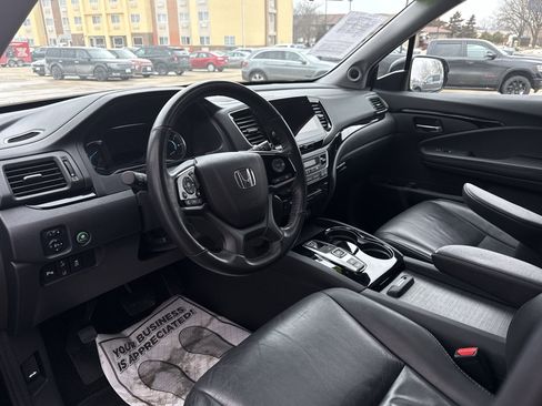 Used 2022 Honda Pilot Touring image 14