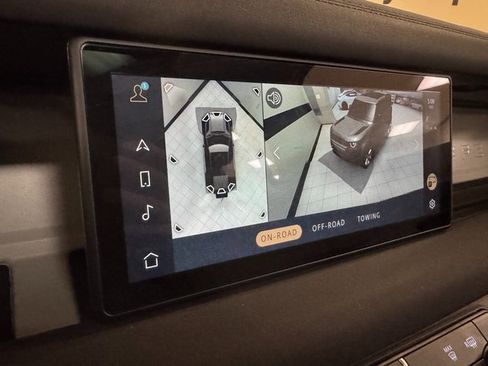 Used 2022 Land Rover Defender 110 SE image 16