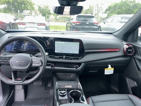 New 2026 Chevrolet Equinox RS w/ Convenience Package III FWD image 11