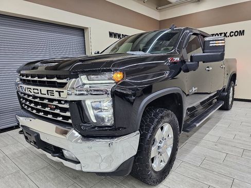 Used 2022 Chevrolet Silverado 2500 LTZ w/ LTZ Texas Edition image 2