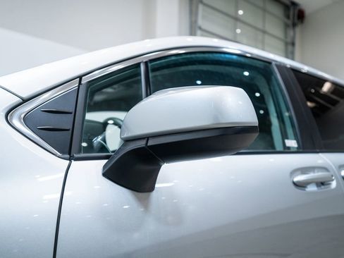 Used 2023 Toyota Sienna LE image 12