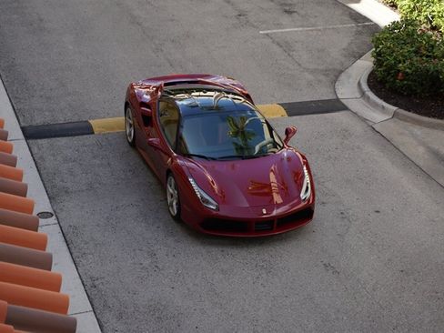 Used 2019 Ferrari 488 GTB RWD image 57
