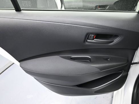 Used 2022 Toyota Corolla LE image 20