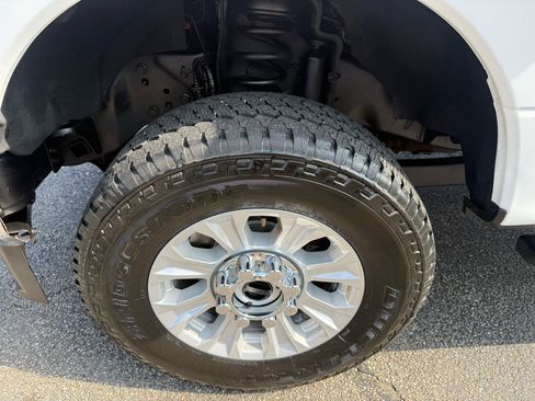 Used 2021 Ford F250 XL w/ STX Appearance Package AWD/4WD image 4