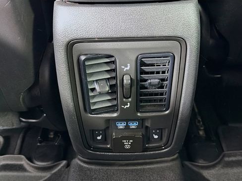 Used 2023 Dodge Durango GT AWD/4WD image 22