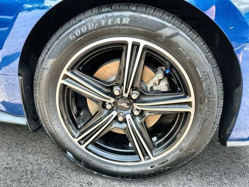 Used 2024 Ford Mustang Coupe RWD image 29