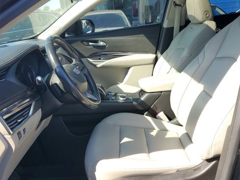 Used 2019 Cadillac XT4 Luxury image 10