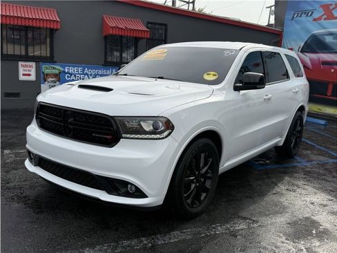 Used 2018 Dodge Durango GT w/ Blacktop Package image 3