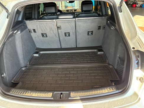 Used 2017 Porsche Macan S image 28