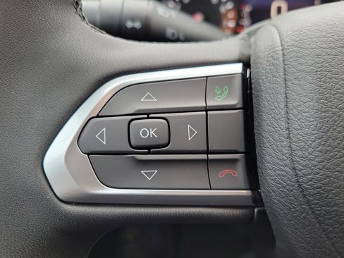 New 2026 Jeep Compass Latitude image 20