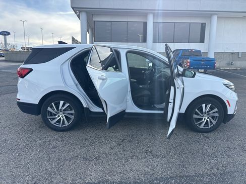 Used 2023 Chevrolet Equinox LT image 8