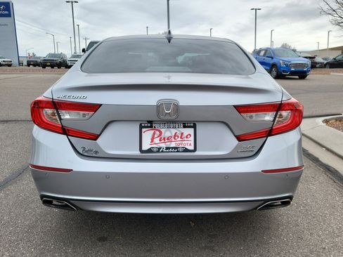 Used 2018 Honda Accord Touring image 13