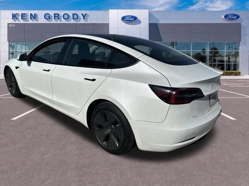 Used 2022 Tesla Model 3 Long Range AWD/4WD image 5