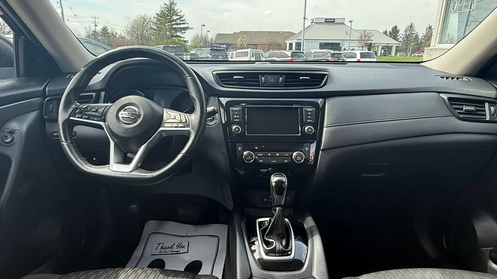 Used 2018 Nissan Rogue SV FWD image 14