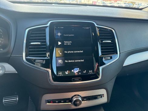 Used 2019 Volvo XC90 T6 R-Design w/ Advanced Package image 18
