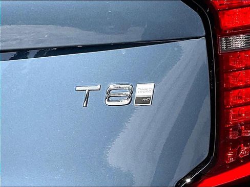 New 2026 Volvo XC90 T8 Ultra w/ Protection Package Premier image 26