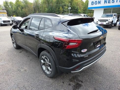 New 2026 Chevrolet Trax LT w/ Driver Confidence Package image 20