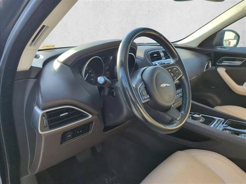 Used 2017 Jaguar F-PACE Prestige AWD/4WD image 13
