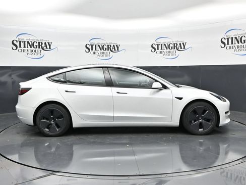 Used 2023 Tesla Model 3 Standard Range RWD image 8