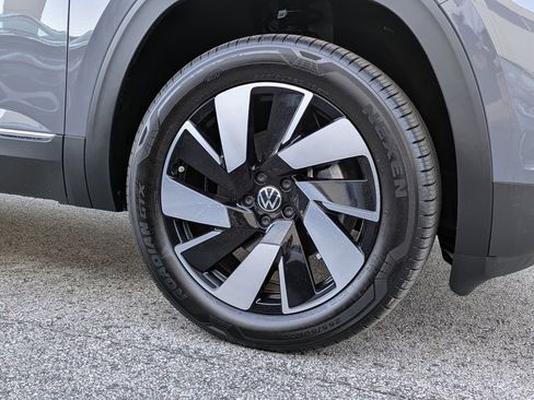 New 2026 Volkswagen Atlas Cross Sport SEL AWD/4WD image 11