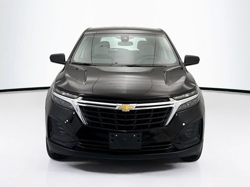 Used 2023 Chevrolet Equinox LS FWD image 2