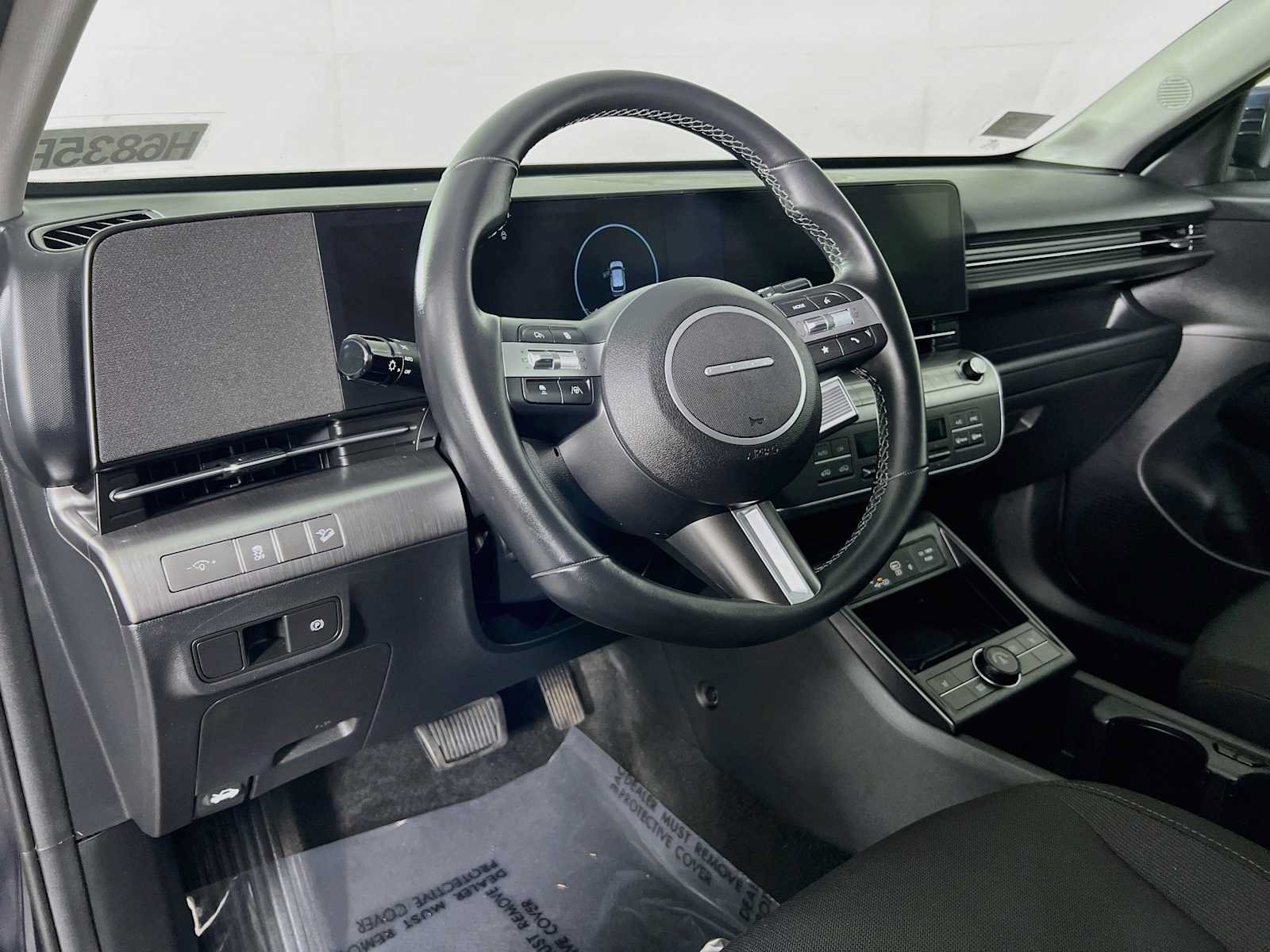 Certified 2024 Hyundai Kona SEL w/ Convenience Package AWD/4WD image 9