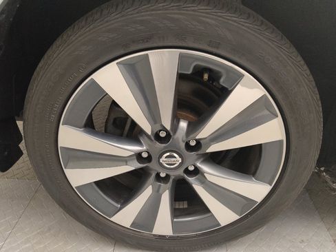 Used 2019 Nissan Sentra SV w/ Special Edition Package FWD image 31