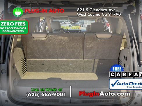 Used 2020 Cadillac Escalade Premium Luxury AWD/4WD image 16