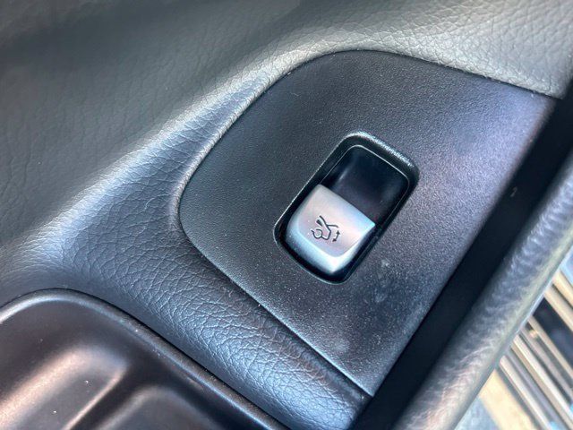 Used 2020 Mercedes-Benz E 350 Sedan image 20