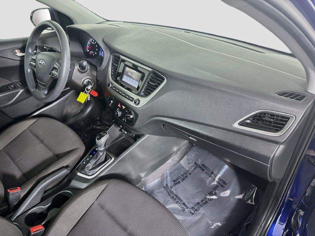 Used 2020 Hyundai Accent SE FWD image 27