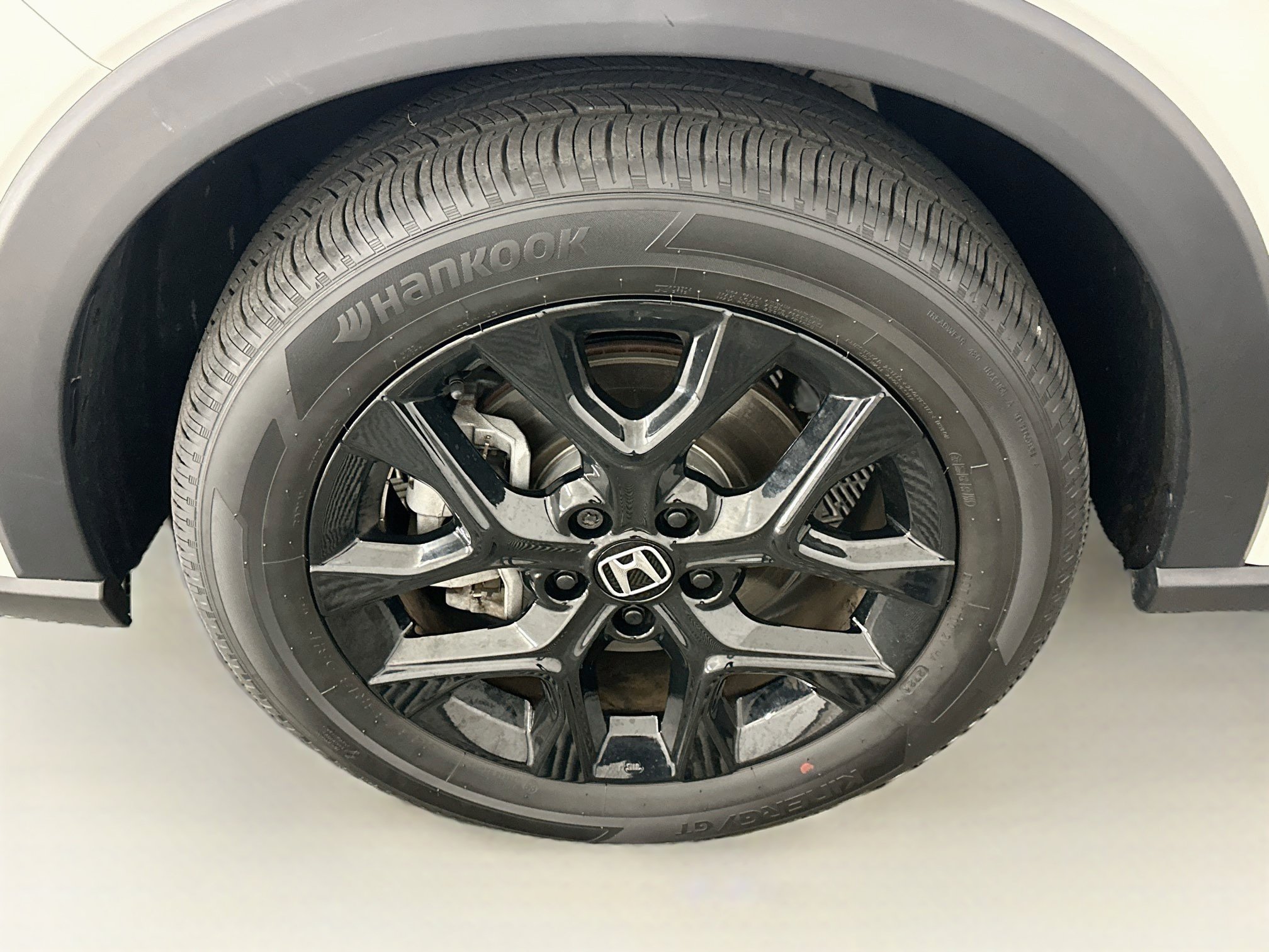 Used 2025 Honda HR-V Sport image 11