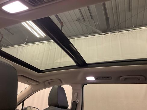 New 2026 Subaru Ascent Limited AWD/4WD image 37