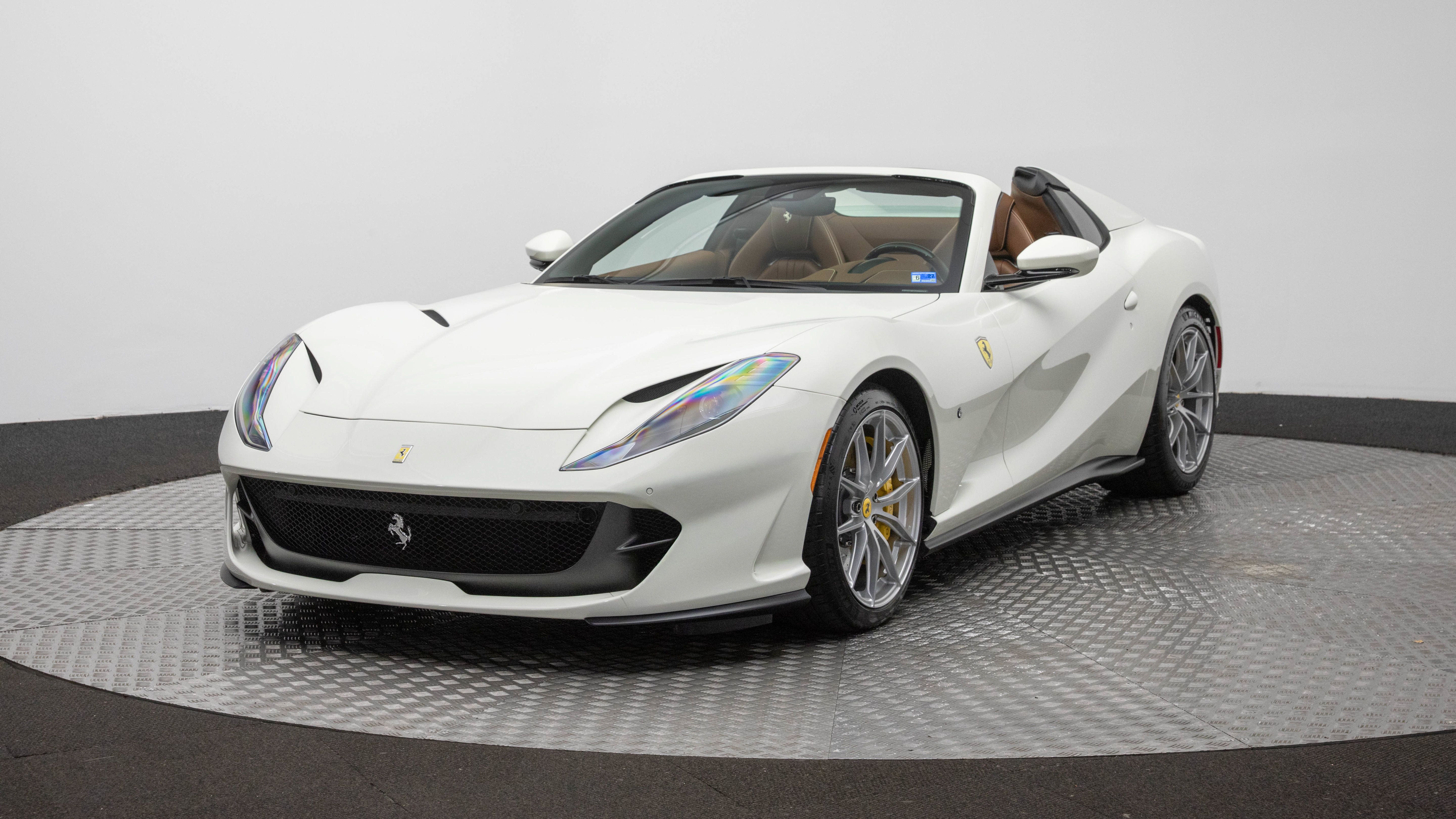 Certified 2023 Ferrari 812 GTS RWD image 1