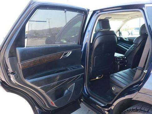 Used 2024 Genesis GV80 3.5T image 13