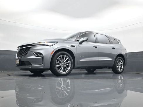 Used 2024 Buick Enclave Avenir w/ Avenir Technology Package AWD/4WD image 22