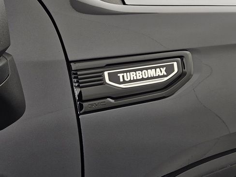 Used 2025 GMC Sierra 1500 Elevation RWD image 8