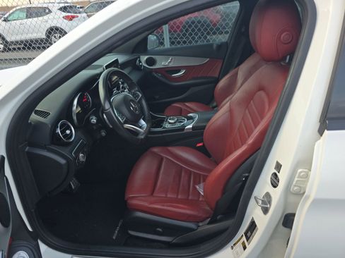 Used 2018 Mercedes-Benz C 300 Sedan image 7