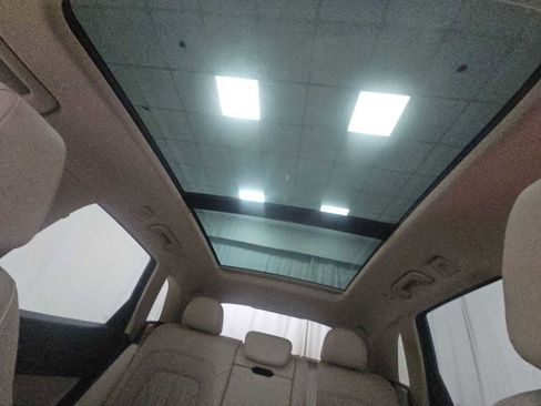 Used 2022 Audi Q5 2.0T Premium Plus w/ Premium Plus Package image 14