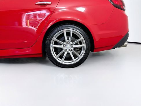 Used 2014 Chevrolet SS RWD image 18