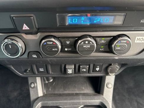 Used 2023 Toyota Tacoma TRD Sport AWD/4WD image 54