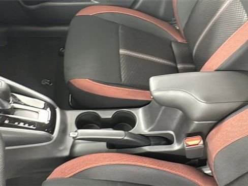 New 2025 Nissan Versa SR w/ Trunk Package image 31