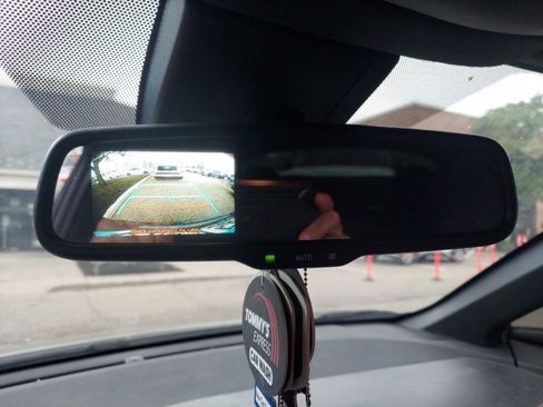 Used 2018 Toyota C-HR XLE image 10