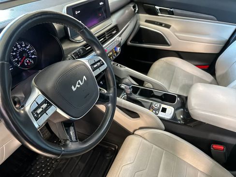 Used 2022 Kia Telluride SX w/ SX Prestige Package AWD/4WD image 12