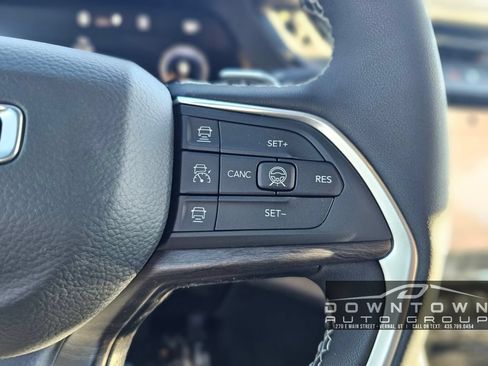 New 2026 Jeep Grand Cherokee Altitude AWD/4WD image 13