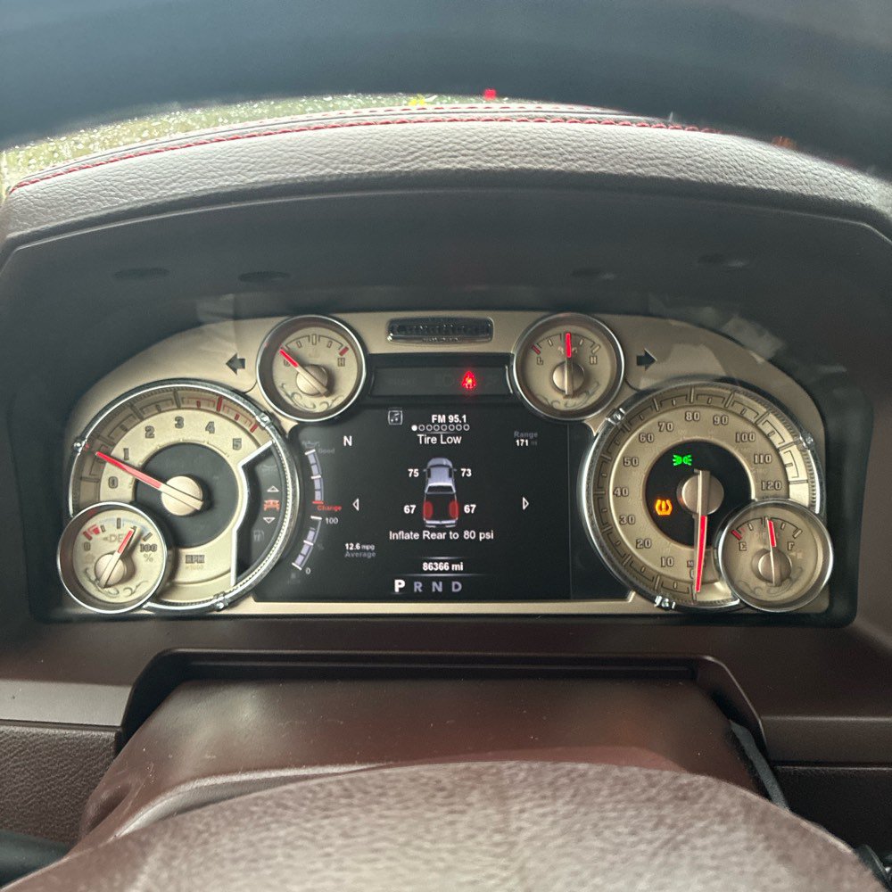 Used 2018 RAM 2500 Longhorn w/ Longhorn Southfork Package AWD/4WD image 20