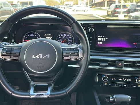 Used 2023 Kia K5 GT image 10