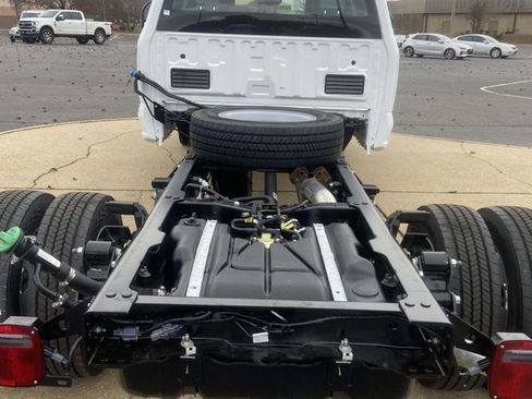 New 2026 Ford F550 4x4 Crew Cab Super Duty image 8